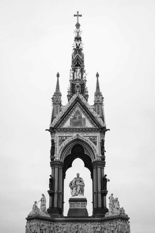 Albert Memorial.