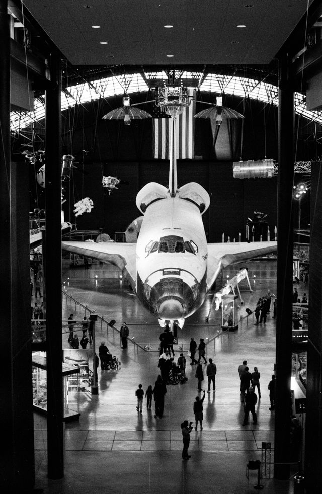 Discovery at the National Air and Space Museum’s Udvar-Hazy Center.