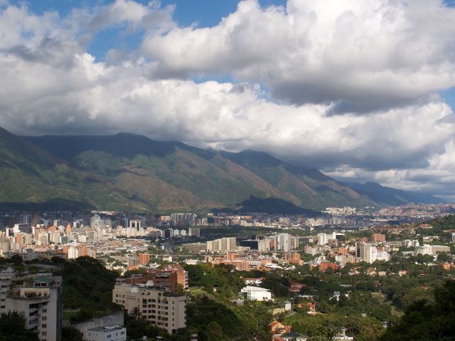 Caracas, looking east from the Mirador de La Alameda.