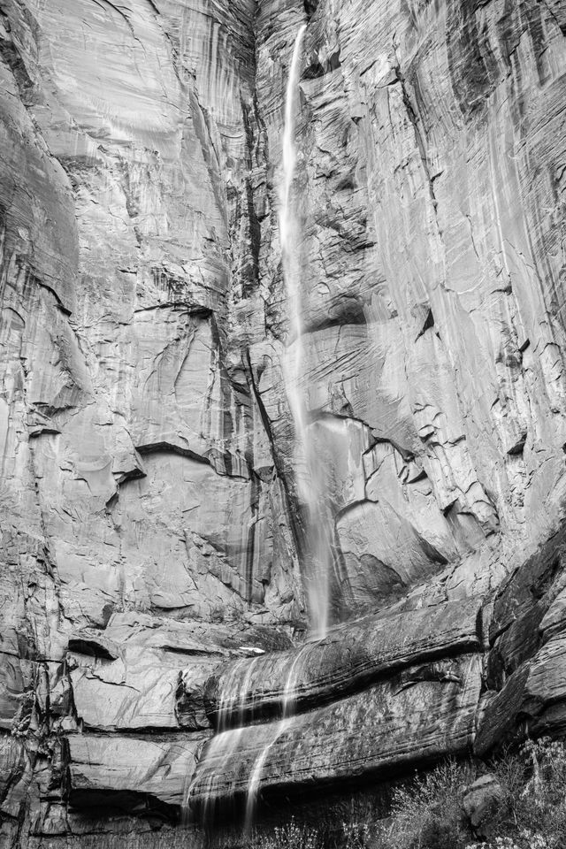 A thin waterfall at the Temple of Sinawava.